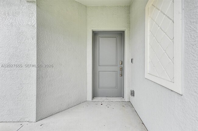 Building Photo - 20545 HAZELNUT