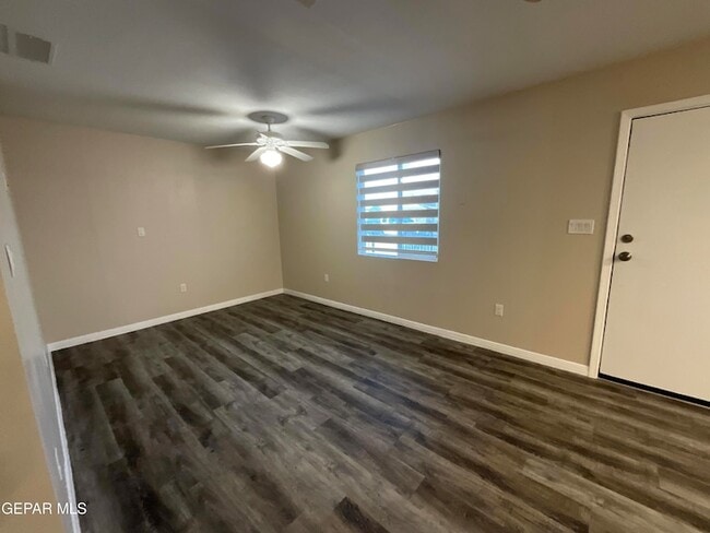 Foto del edificio - 2133 Happer St