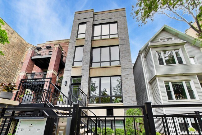 Building Photo - 3740 N Clifton Ave