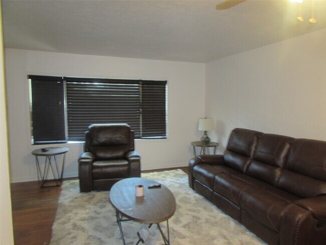 Foto del edificio - 3711 Wentworth St