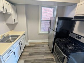 Building Photo - 4241 W Stiles St