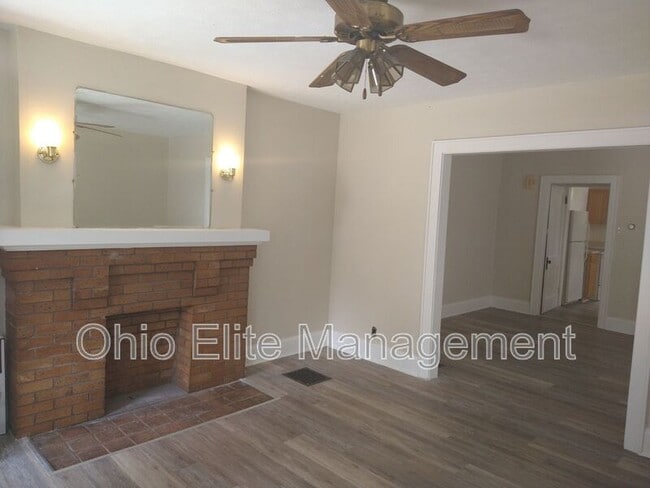 Foto del edificio - 206 N Harris Ave