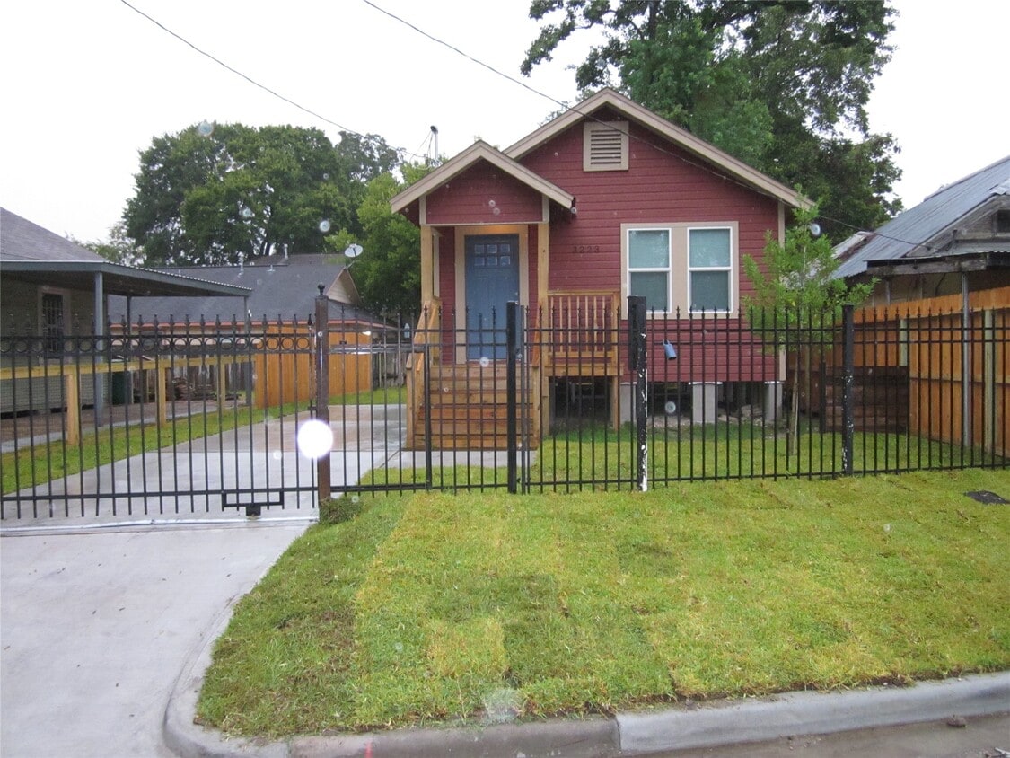 Foto principal - 3223 Winbern St
