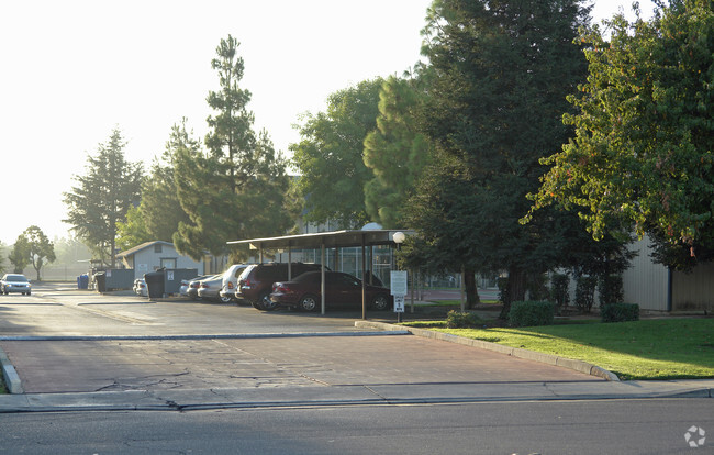 Building Photo - Tangerine Hill Apartments