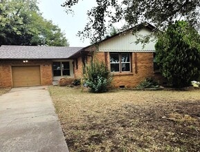 Building Photo - 3701 NW 59th St Building Photo - 3701 NW 59th St