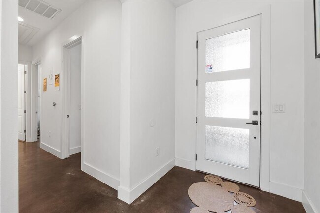 Foto del edificio - 913 Stobaugh St