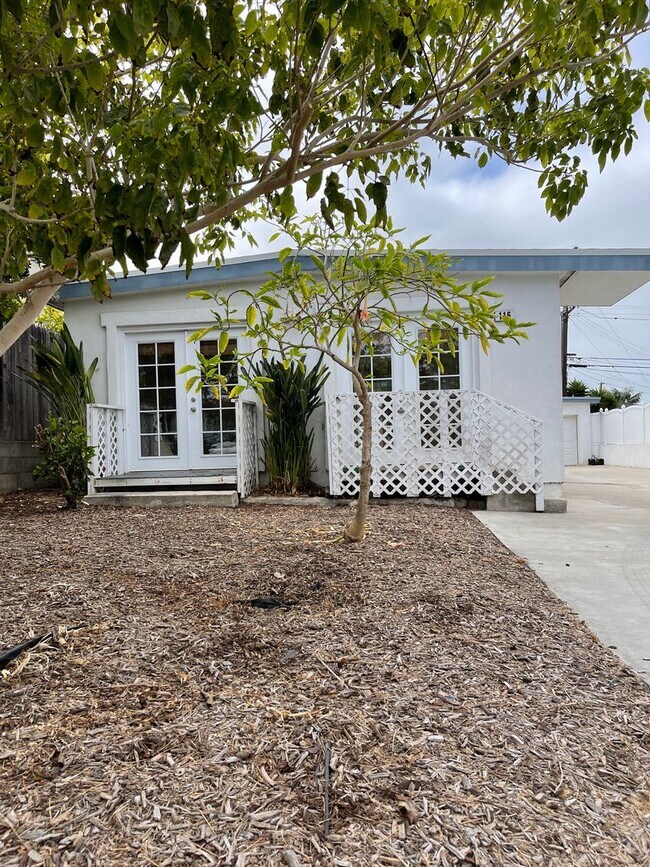 Foto del edificio - Trestles District Home!