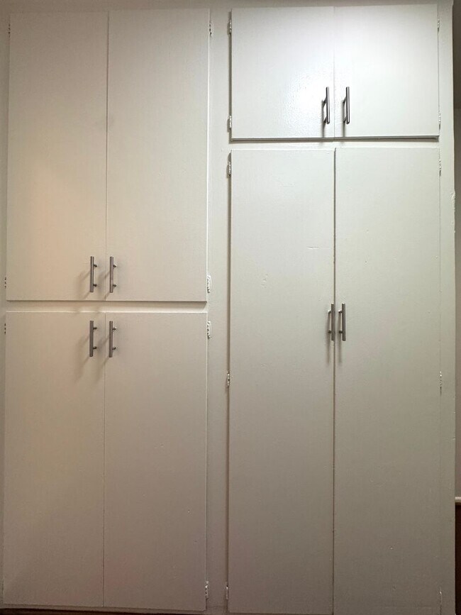 Foto del edificio - ONE MONTH FREE! Spacious 1 Bedroom in West Hollywood