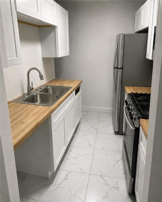 Foto del edificio - 3206 Pine Tree Trail