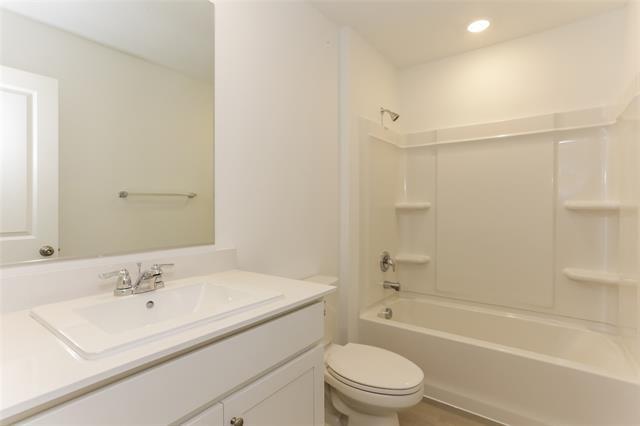 Foto del edificio - 15248 Bullfighter Blvd