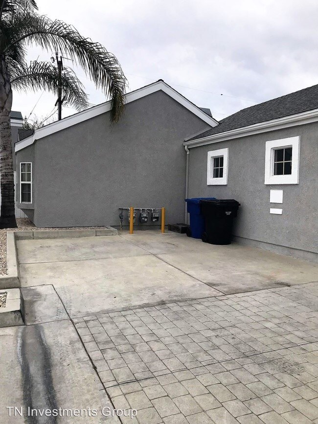Foto del edificio - 4811-4811 Merten Ave