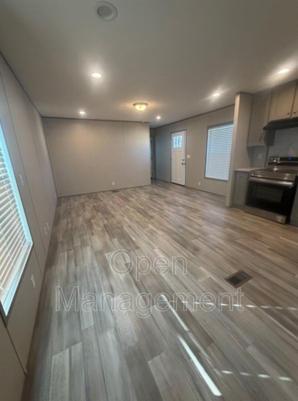 Building Photo - 7534 US-60