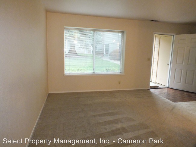 Foto del edificio - 2584 Greenwood Ln