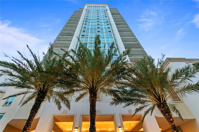 Foto del edificio - 450 Knights Run Ave