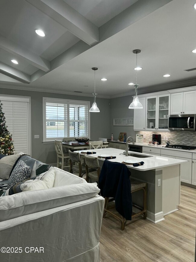 Building Photo - 8436 Coral Reef Wy