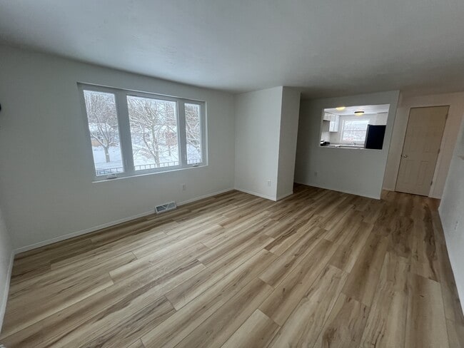 Building Photo - 1714 S 15th St