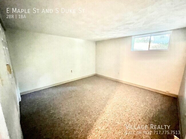 Foto del edificio - 461 E Maple St