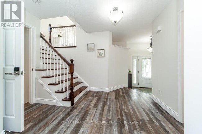 Building Photo - 579 Windjammer Way