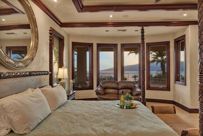 Foto del edificio - Island Elegance: 4-Bedroom Luxury Retreat with Infinity Pool