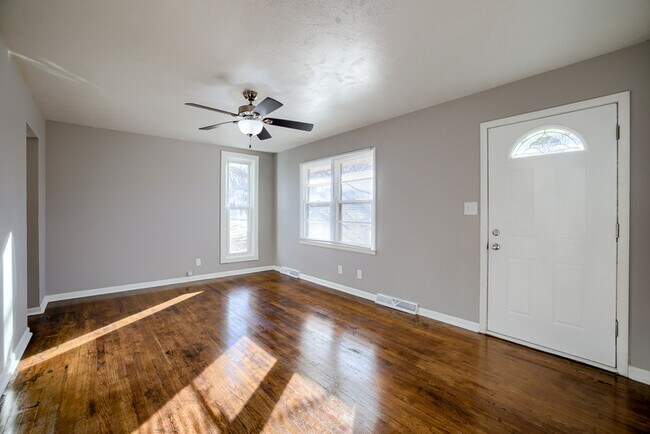 Building Photo - 7622 Sherman Dr