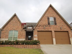 Building Photo - 7527 Princedale