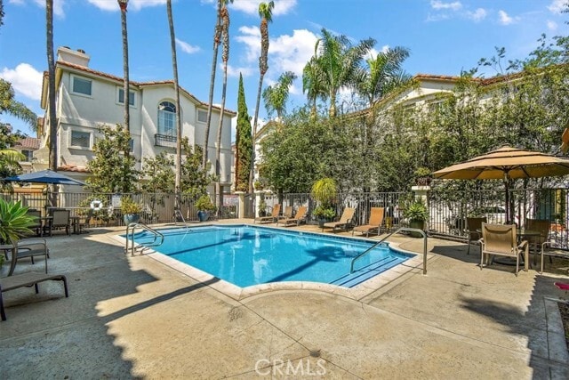 Foto del edificio - 5417 Marine Ave