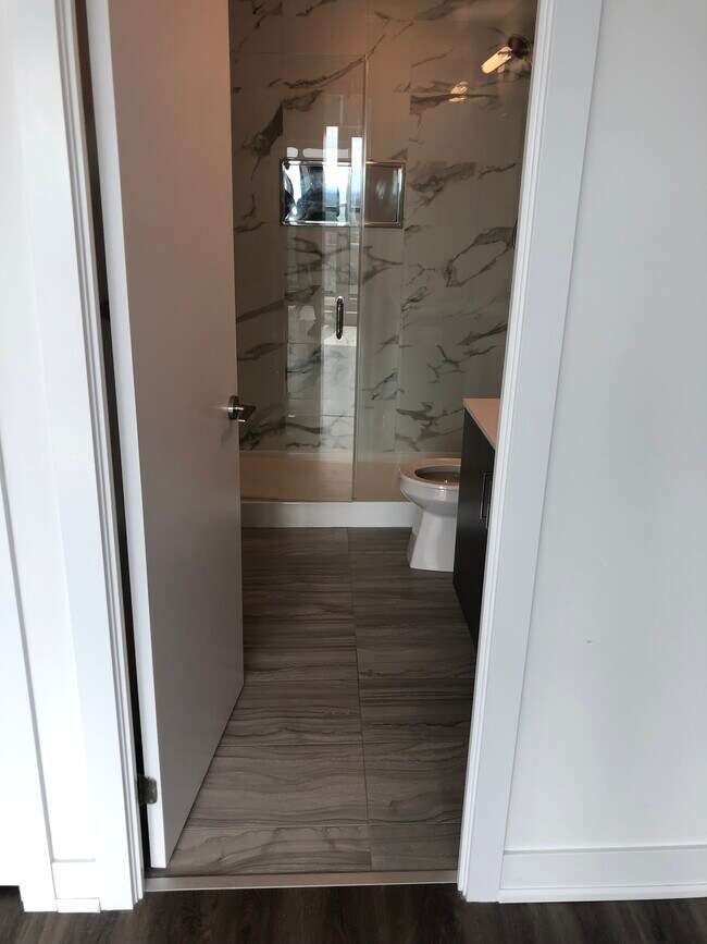 Photo du bâtiment - 1486 Bathurst St