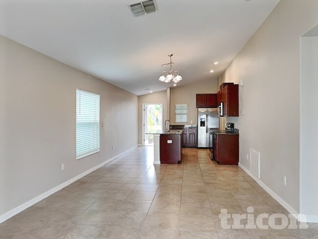 Foto del edificio - 10026 RoseMary Leaf Ln