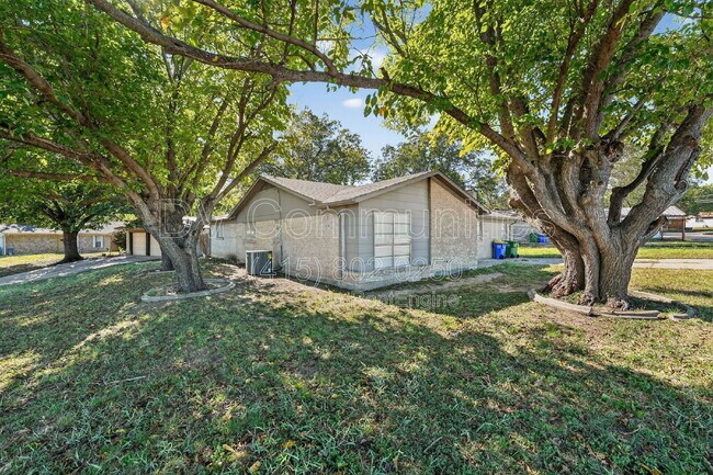 Foto del edificio - 936 N Las Vegas Trail