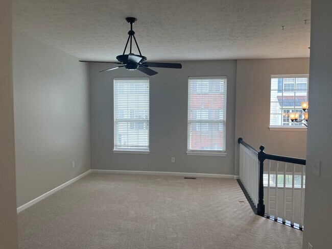 Foto del edificio - 9080 Teaneck Dr