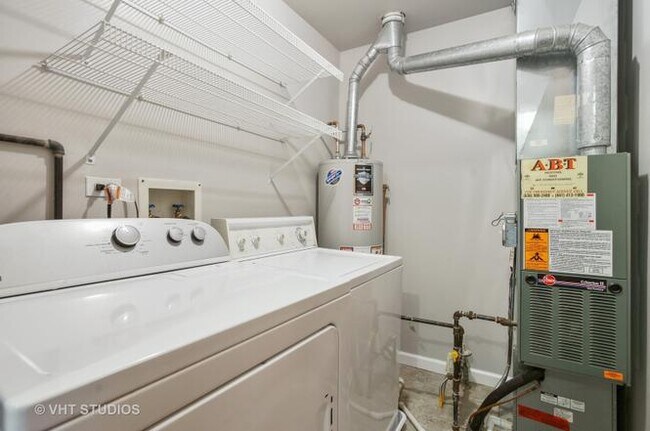 Foto del edificio - 1791 Grove Ave