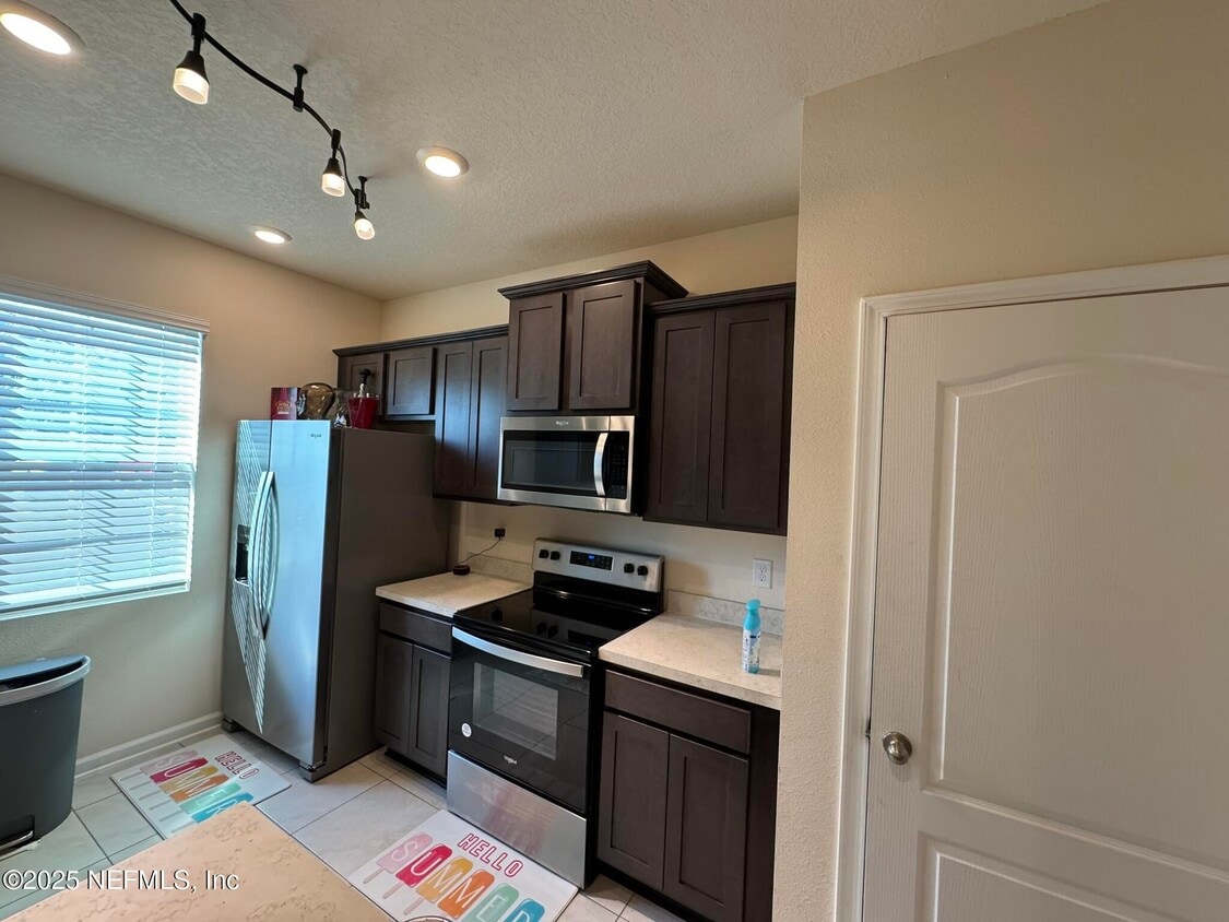 Foto principal - 2885 Black Buck Cir
