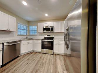 Building Photo - 4239 Periwinkle Dr