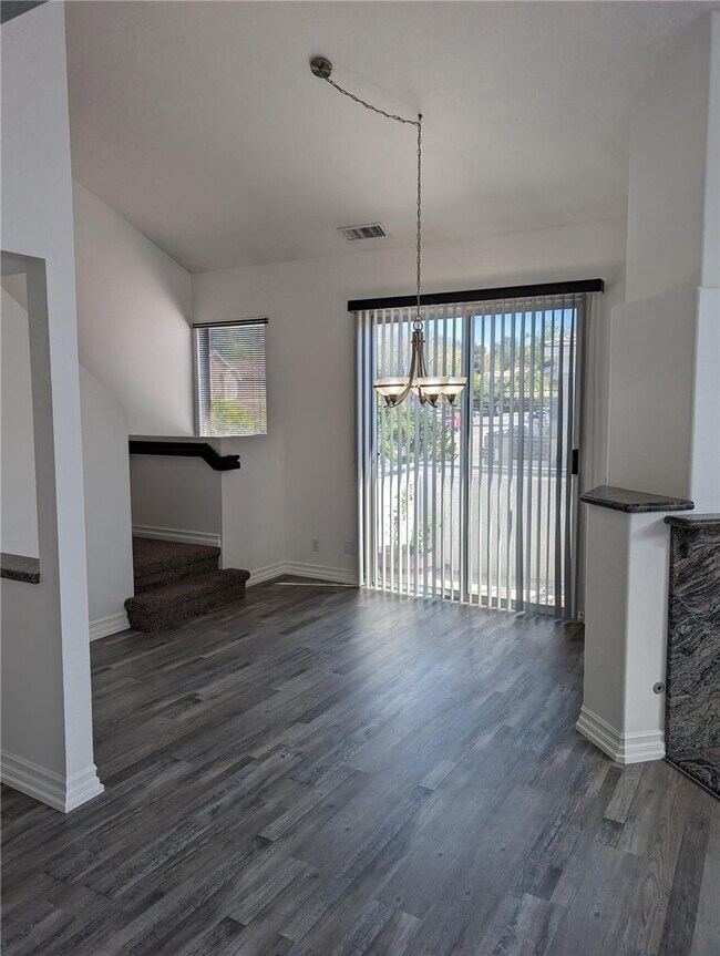 Foto del edificio - 2285 Indigo Hills Dr