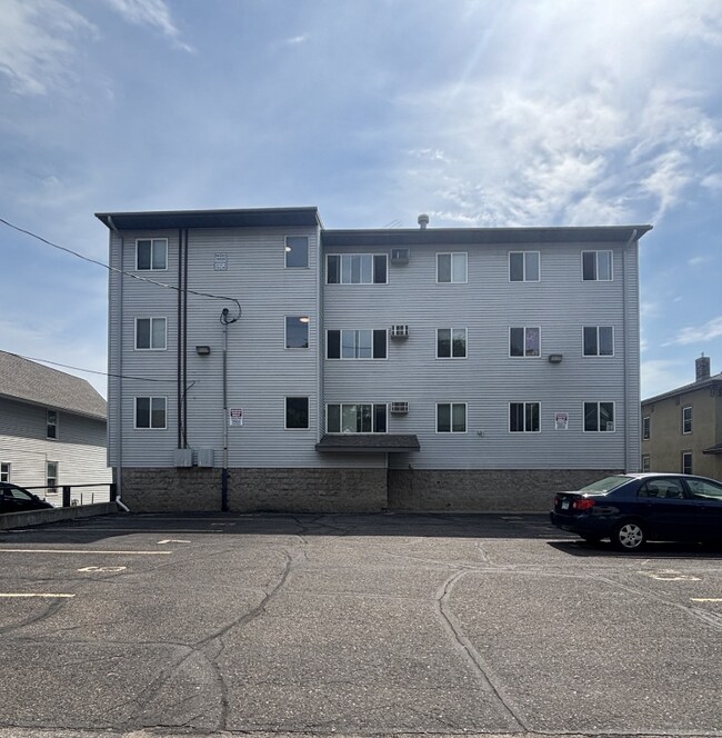 Foto del edificio - 411 5th Ave S