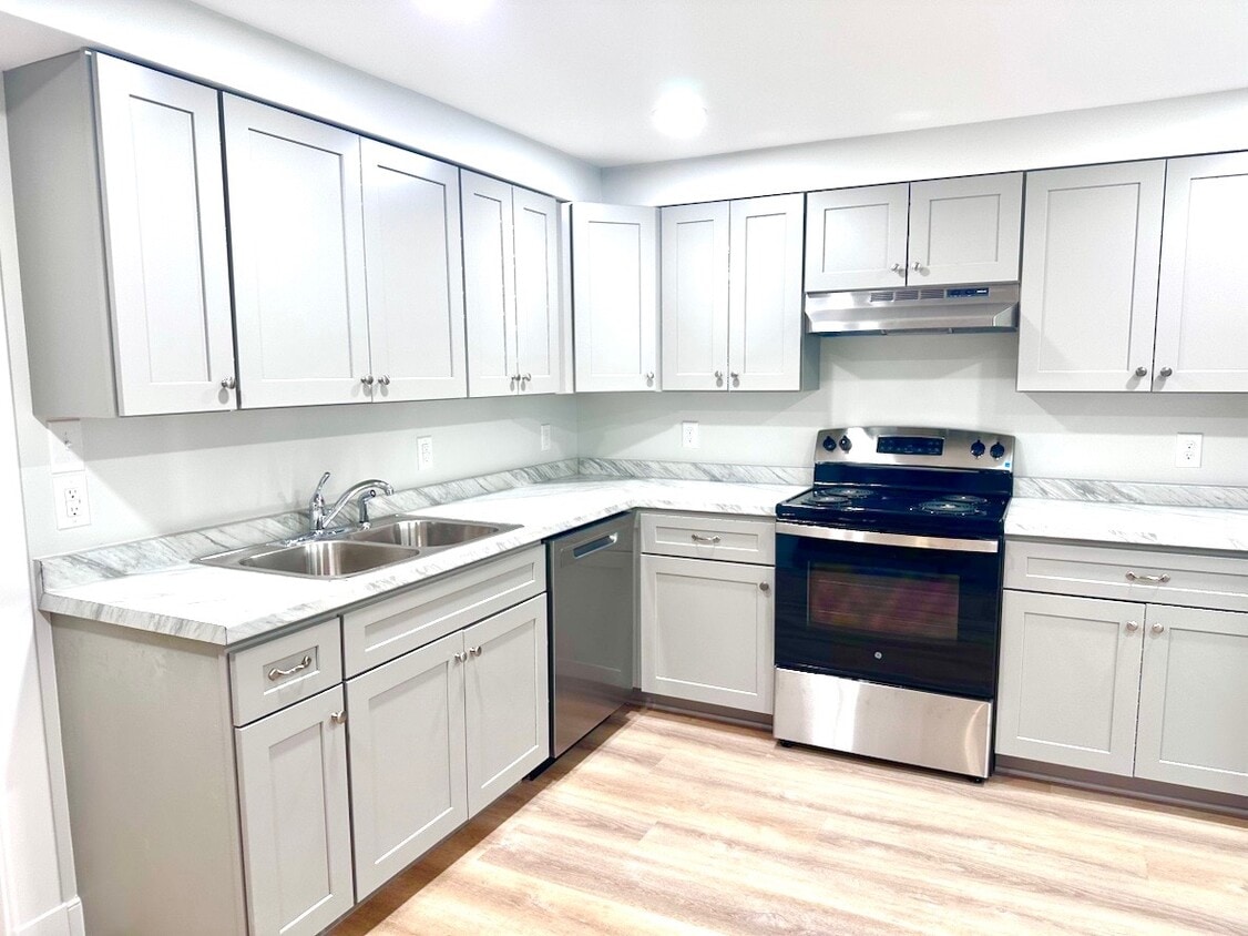Photo - 405 Elliott Ave (Charlottesville, VA)