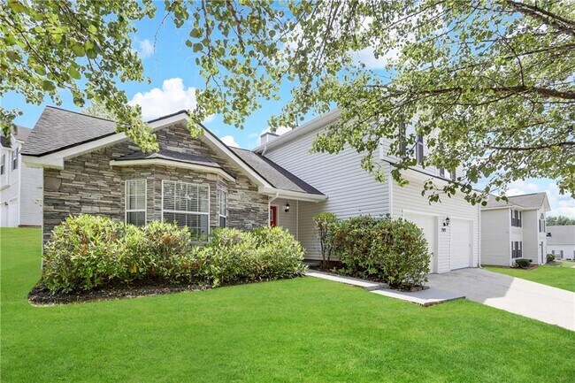 Foto del edificio - 2185 Hidden Creek Dr