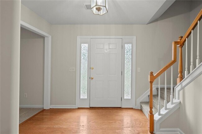Foto del edificio - 1158 Manor Crest Ct NE