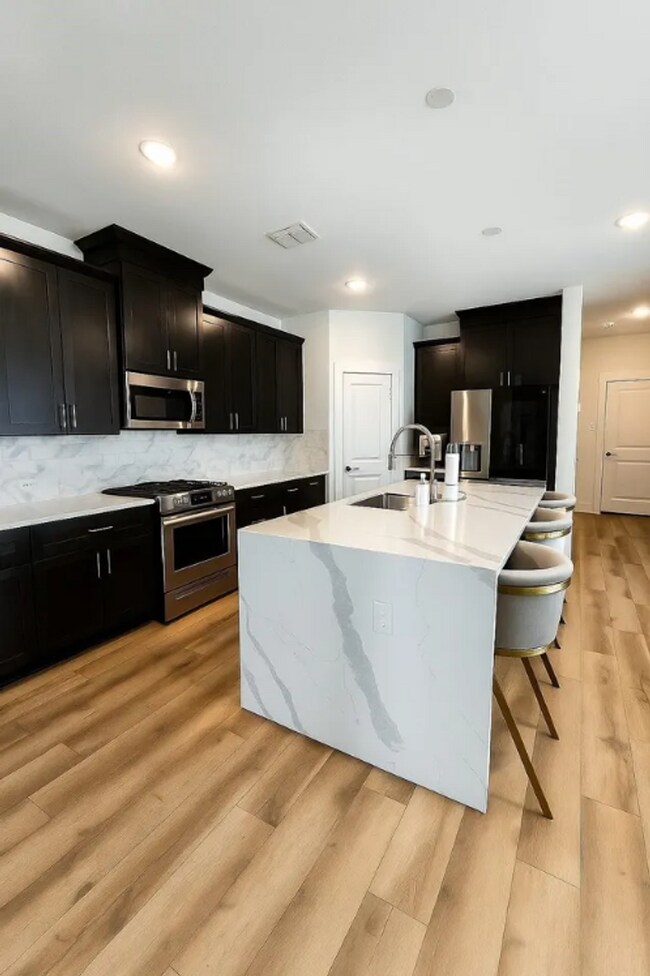 Foto del edificio - 4518 Smokey Quartz Ln