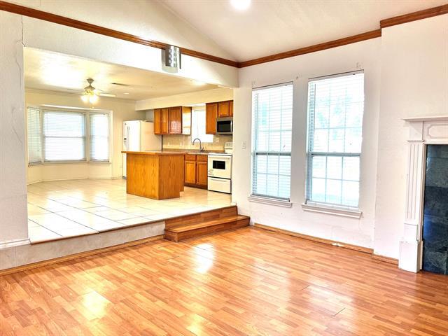 Foto del edificio - 6704 Spoonwood Ln