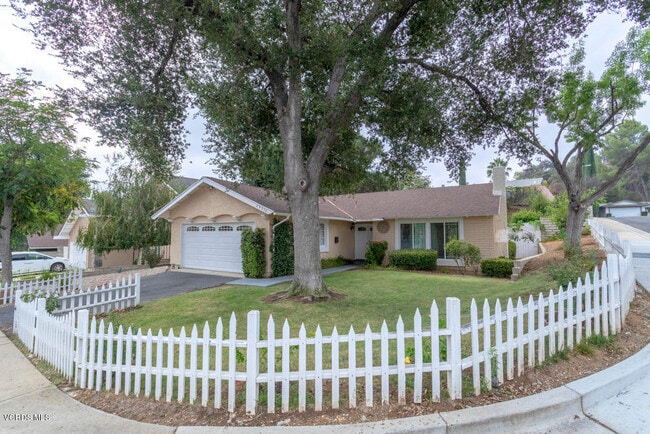 Building Photo - 29352 Trailway Ln
