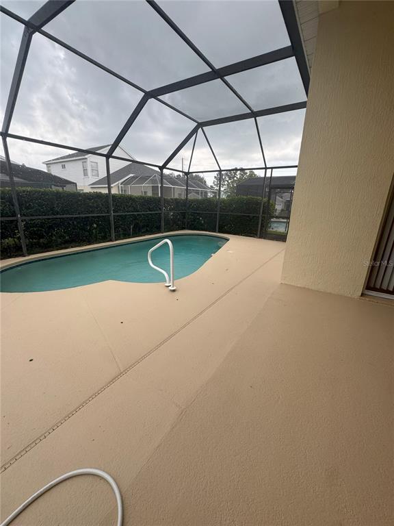 Building Photo - 8029 King Palm Cir