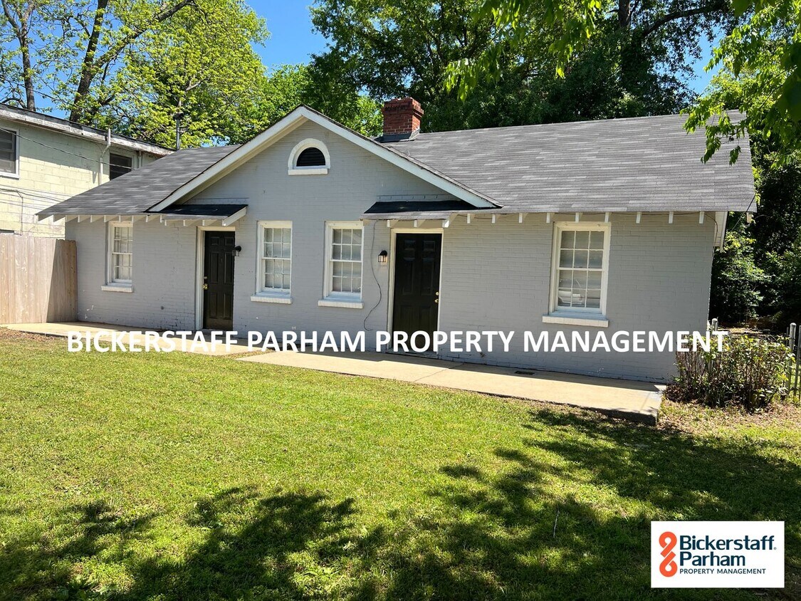 Primary Photo - Located off of Victory Drive!! 2 Units Ava...