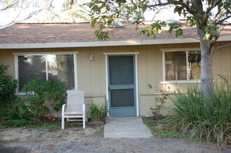 Building Photo - 8141 Forest Oak Way