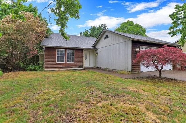 Building Photo - 4021 N Clarey St