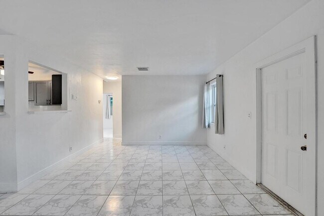 Foto del edificio - 1836 SW 9th Ave