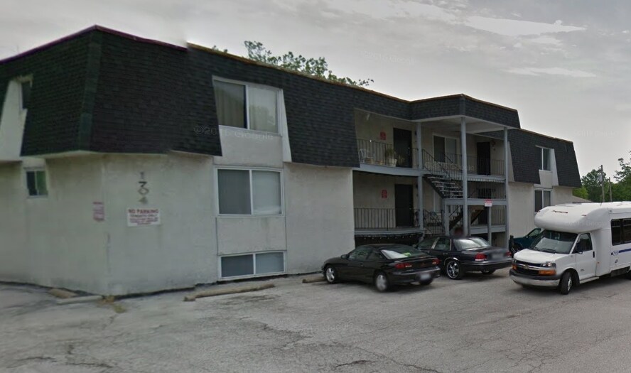 Primary Photo - 1704 Jamestown Rd