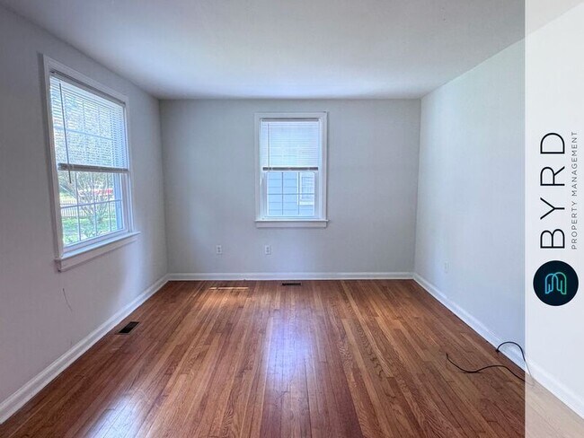 Foto del edificio - 6515 Stuart Ave