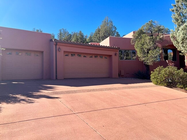 Building Photo - Unfurnished, 1-year long-term rental