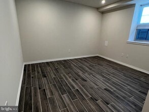 Building Photo - 1625 S 20th St